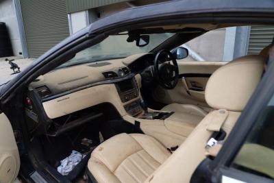 Maserati GranCabrio - interior